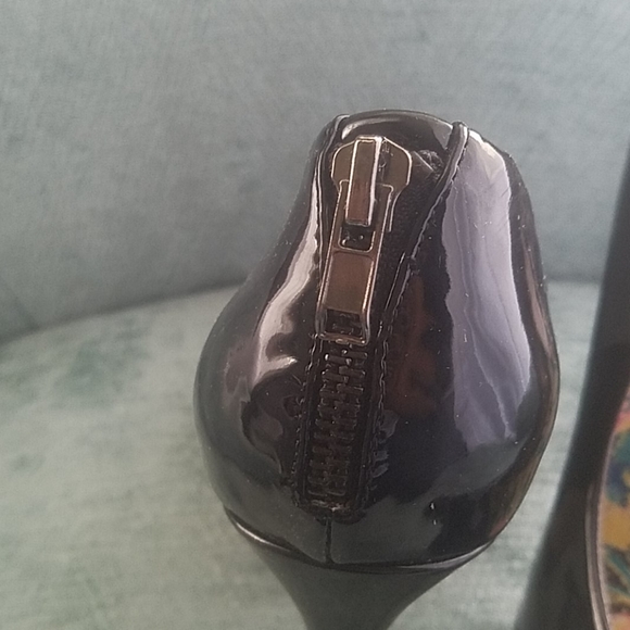 🎉Sale $20 Sexy Black Stilettos - Picture 5 of 10